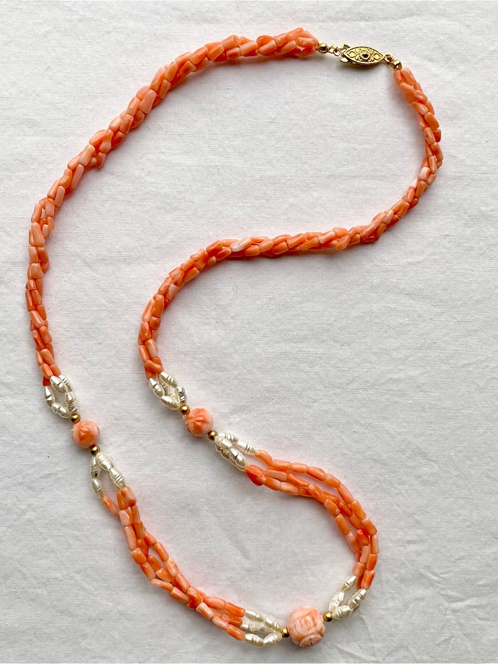 Vintage coral and Pearl beaded necklace 22”